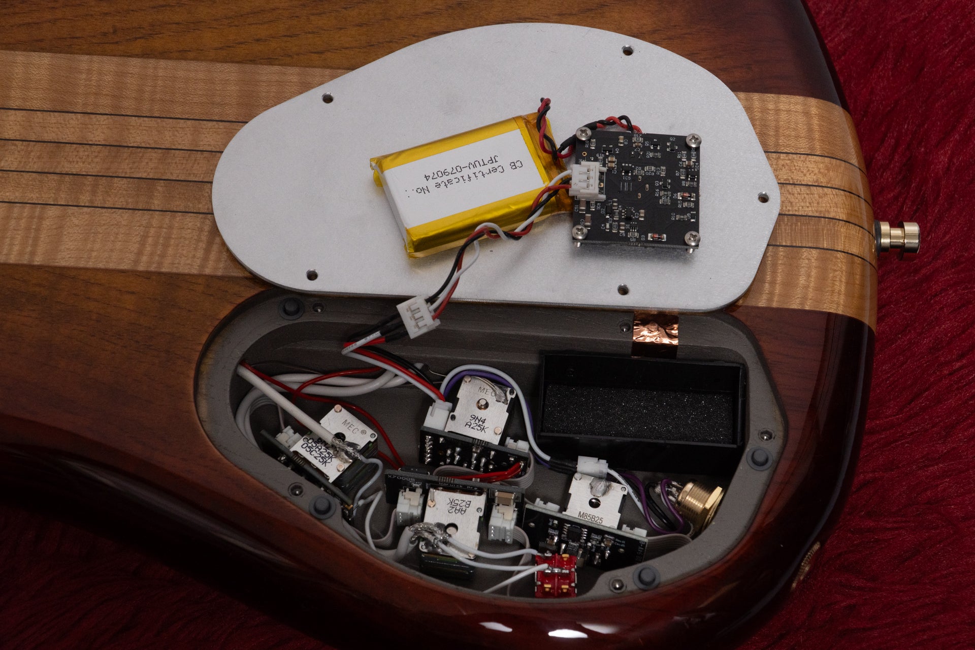 new】Warwick / Custom Shop Streamer Stage II 5 Limited 2025 Master