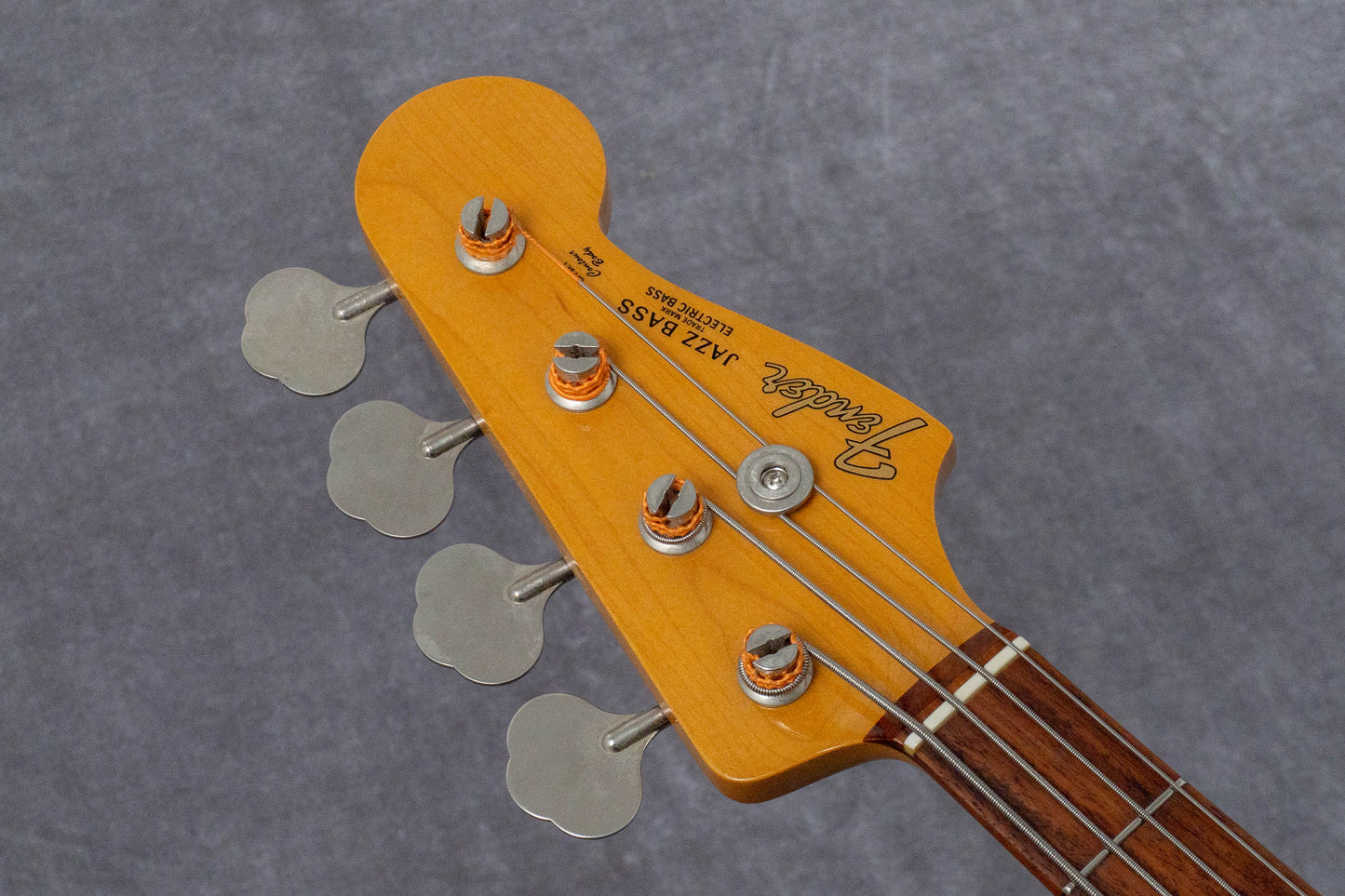 【used】Fender / MIJ Traditional '60s Jazz Bass Arctic White 3.9kg #JD17030778【GIB Hyogo】