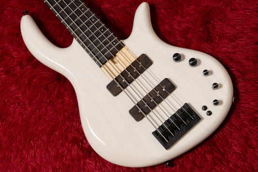 【used】Elrick Bass Guitars / Gold Series e-volution 5st WH mod. 3.905kg #0761212【GIB Yokohama】