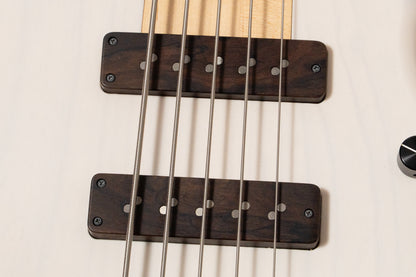 【used】Elrick Bass Guitars / Gold Series e-volution 5st WH mod. 3.905kg #0761212【GIB Yokohama】