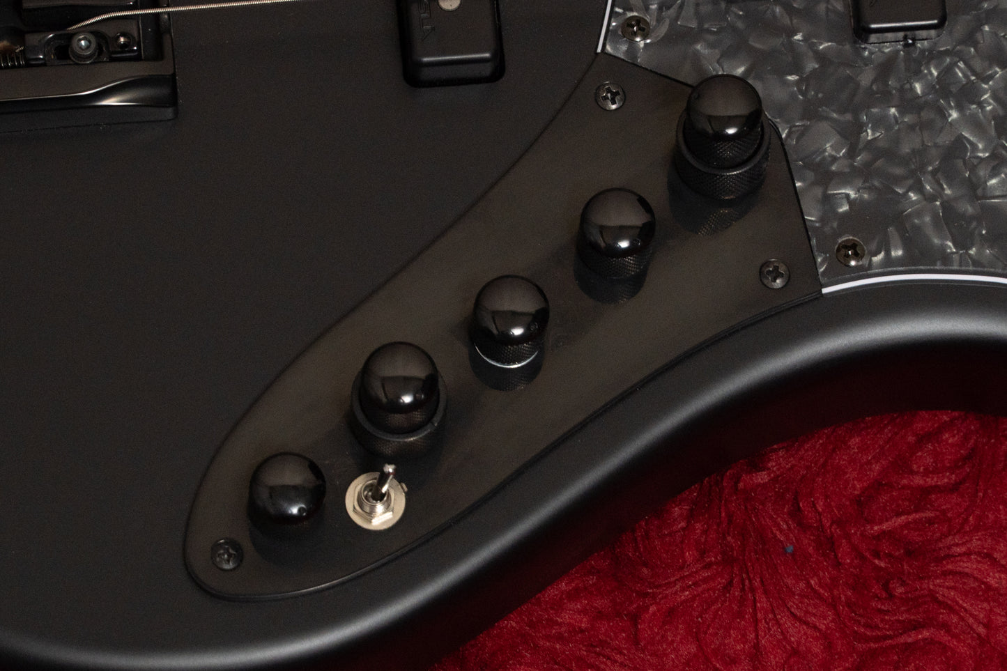 【new】Swing Guitars / Jazz Deluxe 5 Matte Black 4.605kg #26010019【GIB Yokohama】
