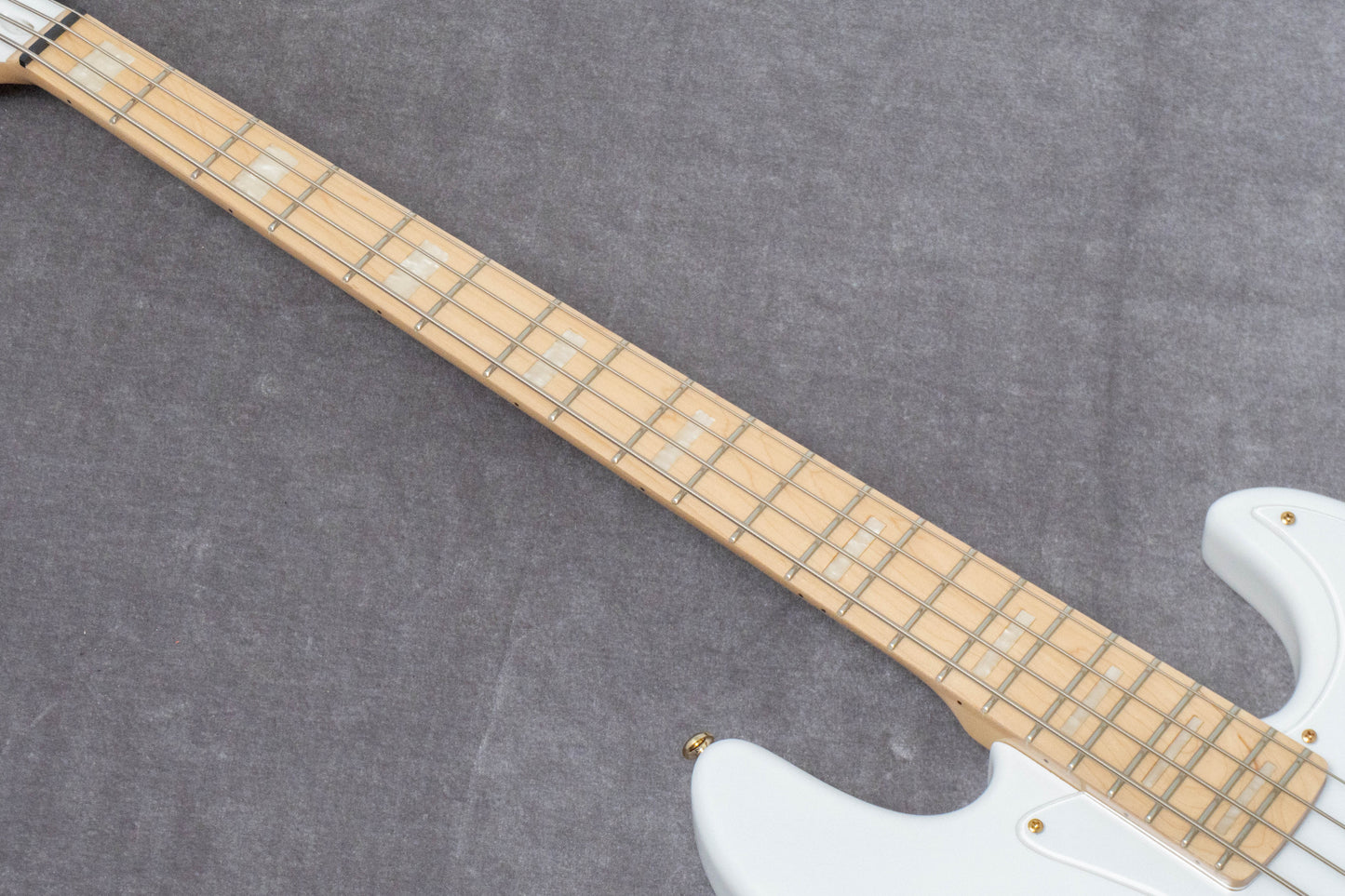 【new】Swing Guitars / Jazz Deluxe 4 White 4.375kg #26010012【GIB Hyogo】