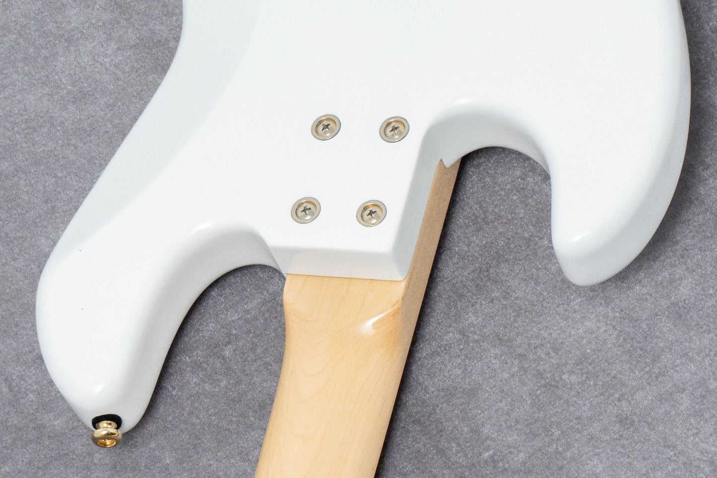 【new】Swing Guitars / Jazz Deluxe 4 White 4.375kg #26010012【GIB Hyogo】