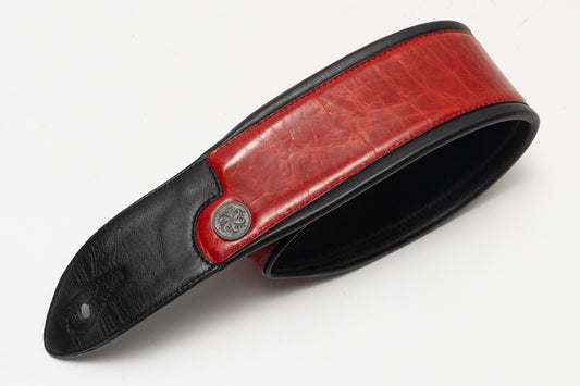 【used】Darkglass Electronics / Leather Strap Crimson【GIB Yokohama】