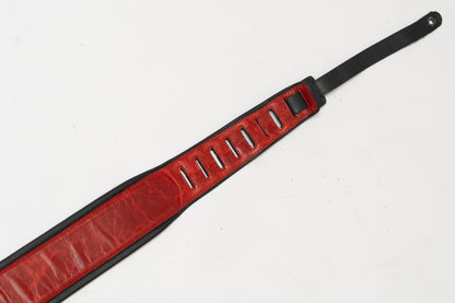 【used】Darkglass Electronics / Leather Strap Crimson【GIB Yokohama】