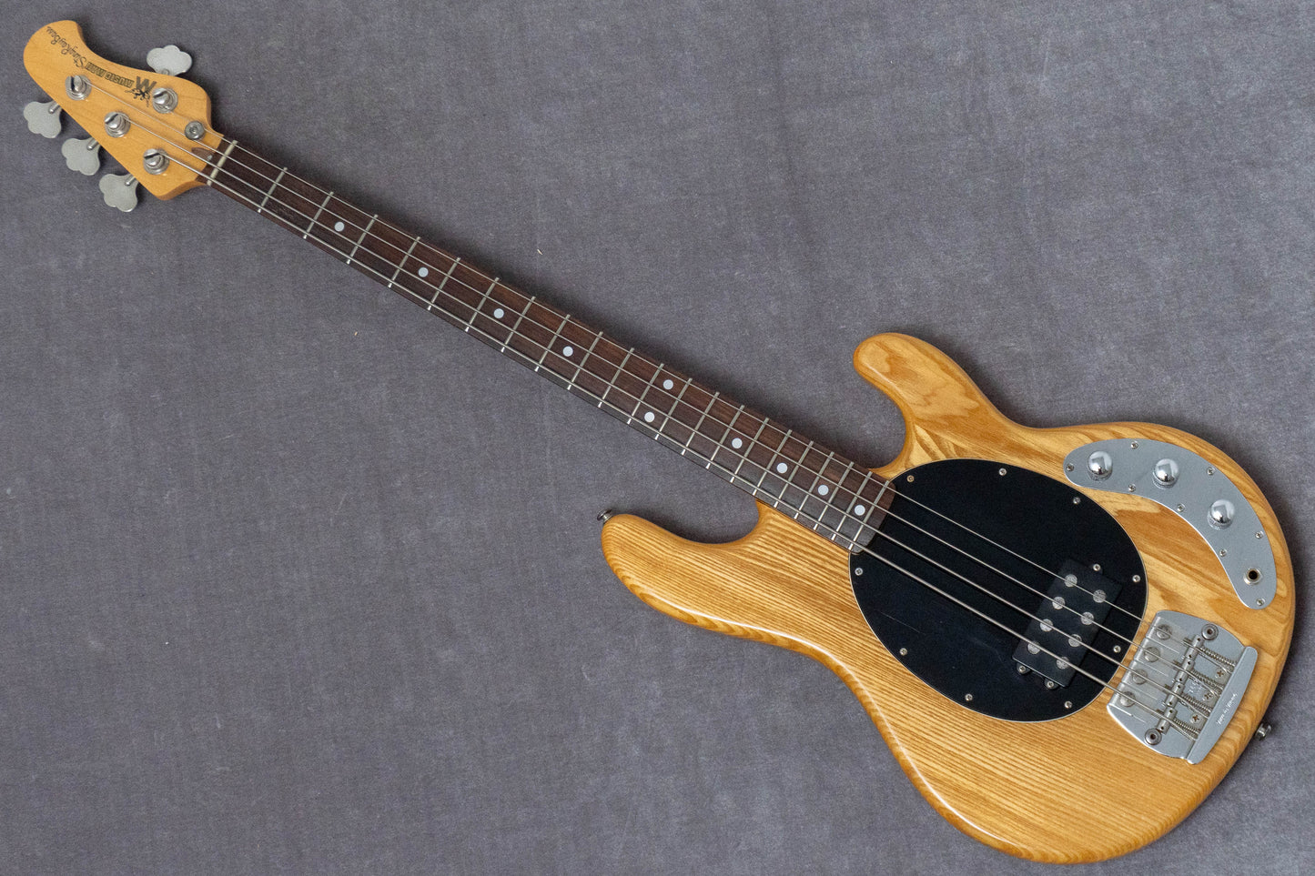 【used】MUSIC MAN / Pre Ernie Stingray 1983 4.667kg #B023112【GIB Hyogo】