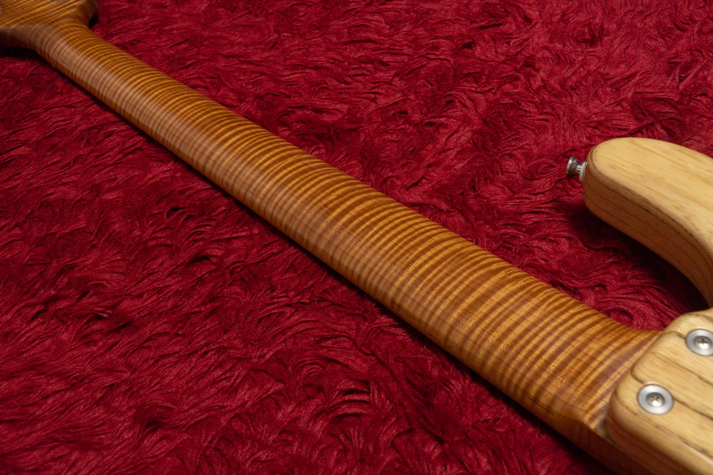 【used】Kikuchi Guitars / Custom Bass 5 Natural with Black Filler 3.695kg #29【Consignment】【GIB Yokohama】