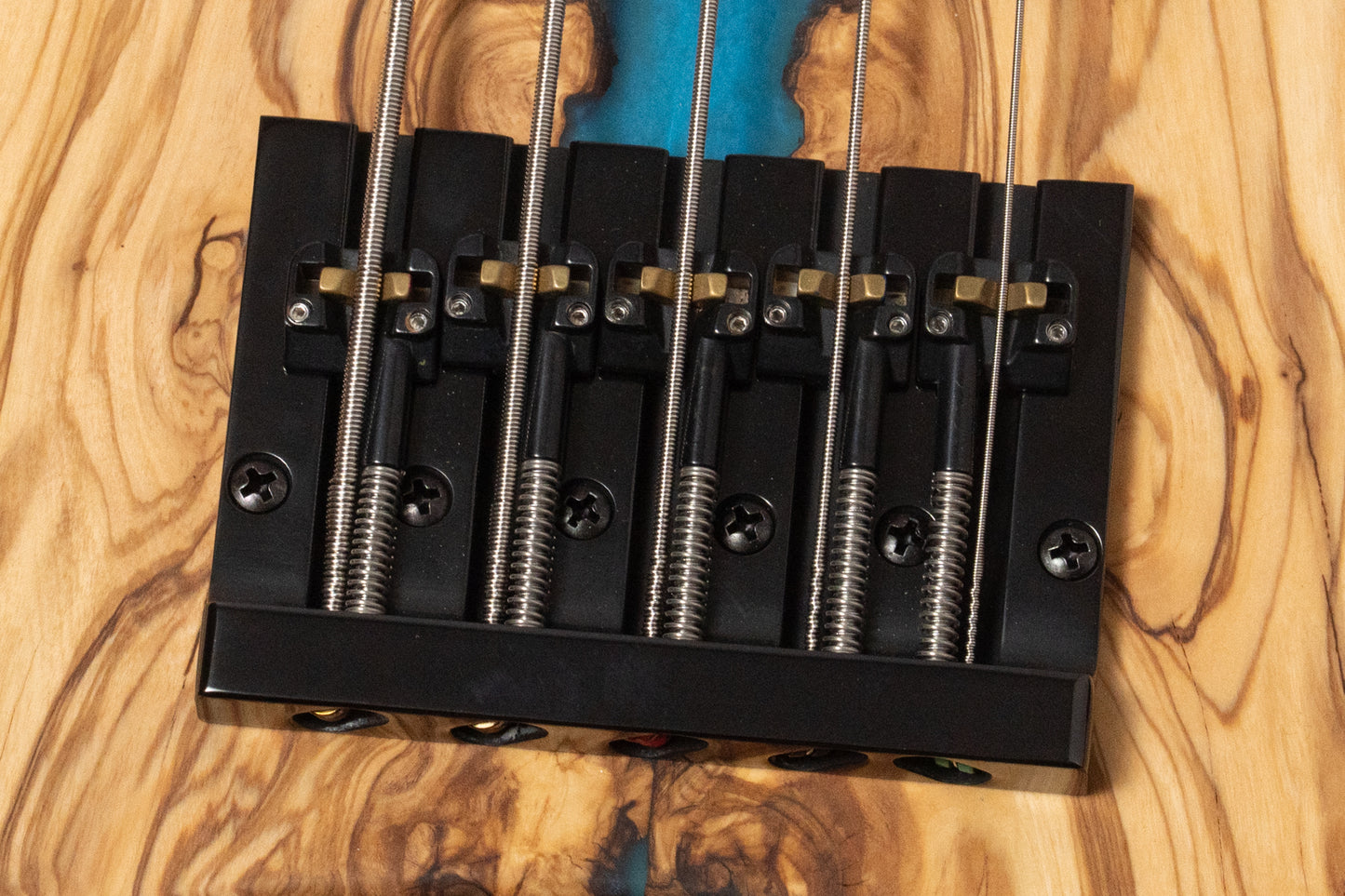 【new】Markbass / KILIMANJARO MAK-B/KLJF15/B-MOLV 4.020kg #BA400158【GIB Yokohama】