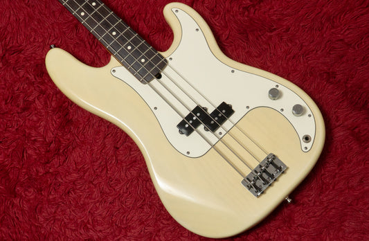 【used】Fender / American Series Precision Bass OWH 2000 4.040kg #Z0134167【GIB Yokohama】