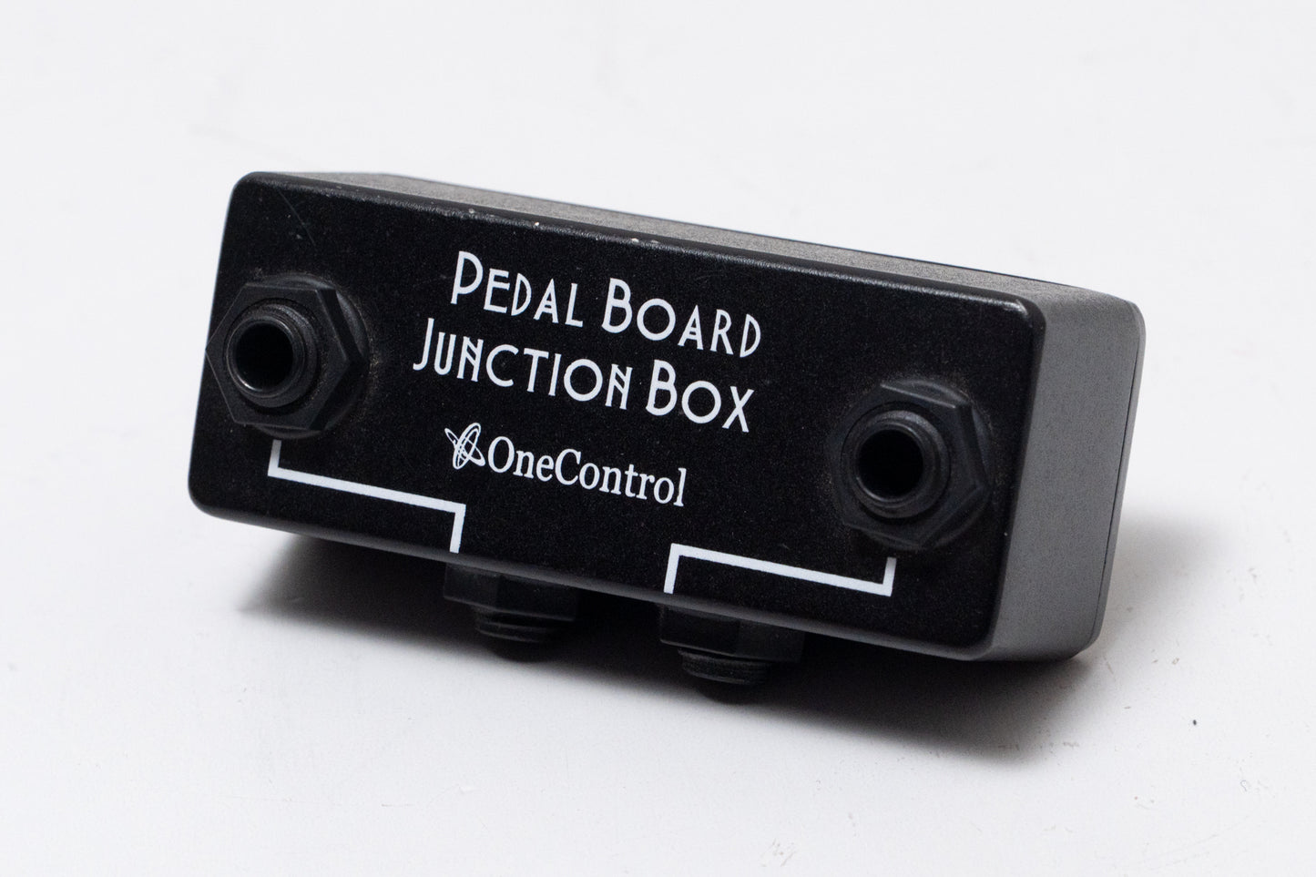 【used】One Control / Minimal Series Pedal Board Junction Box【GIB Yokohama】