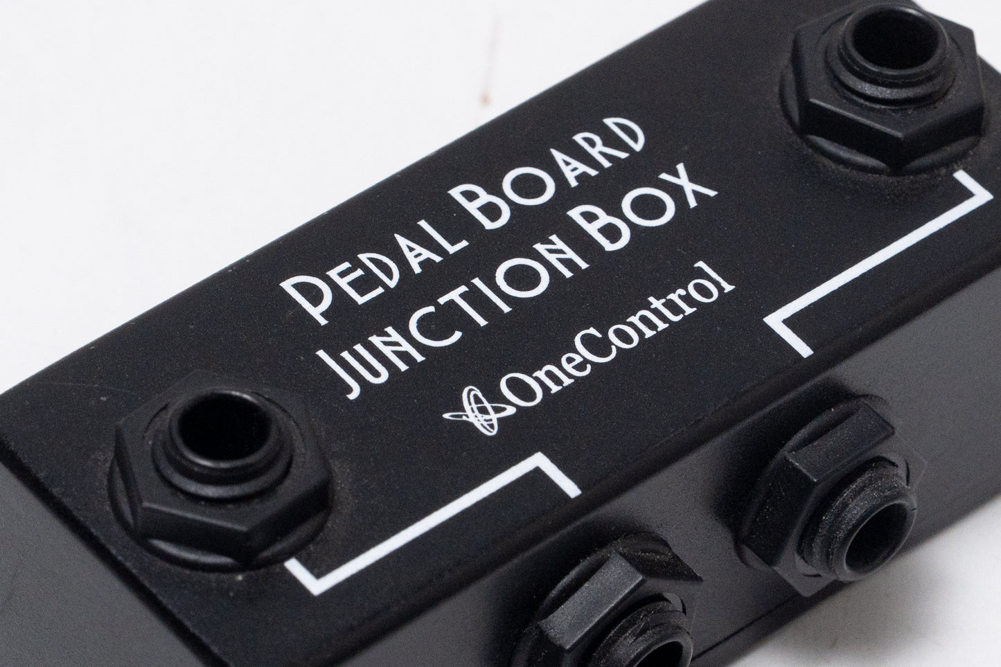 【used】One Control / Minimal Series Pedal Board Junction Box【GIB Yokohama】