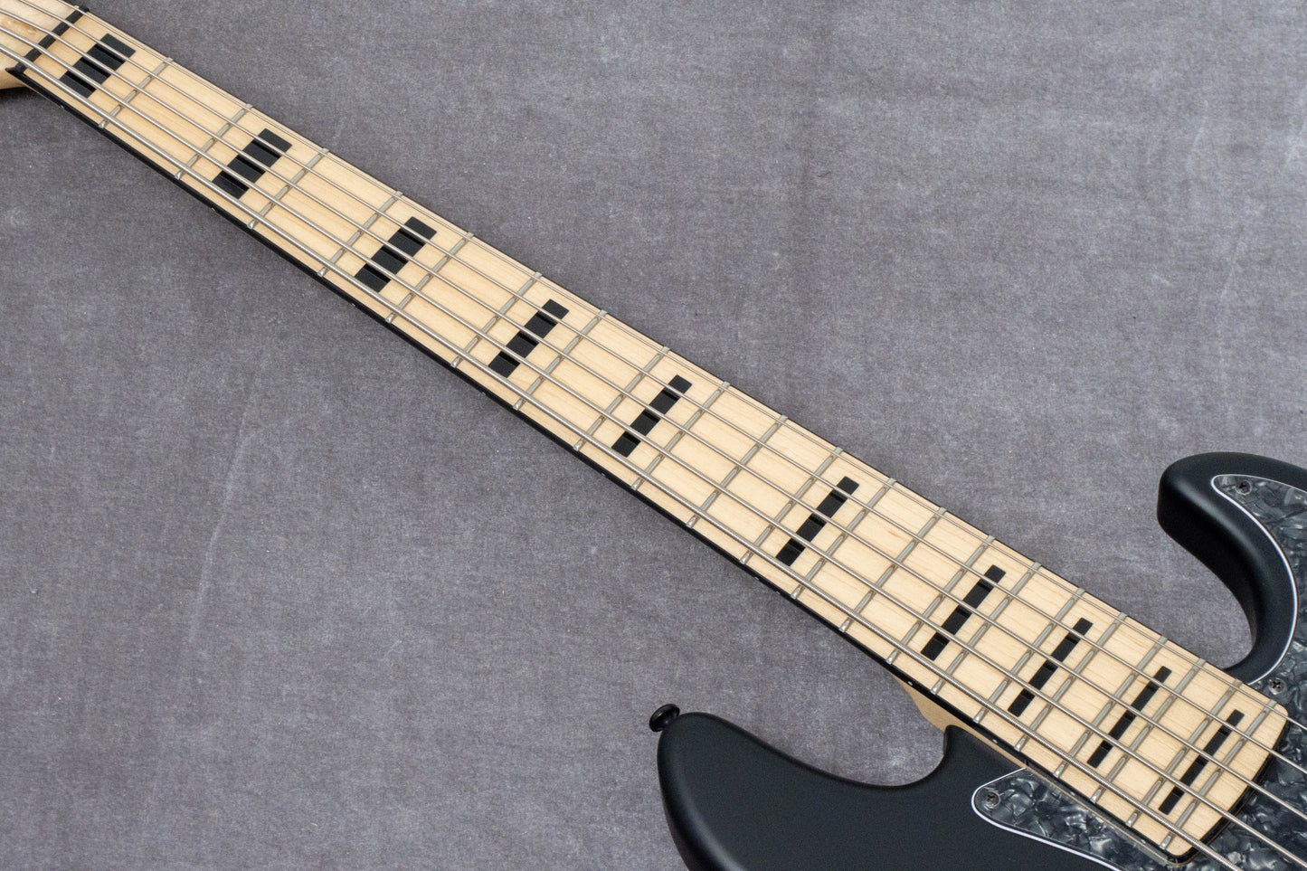 【new】Swing Guitars / Jazz Deluxe 5 Matte Black 4.60kg #26010053【GIB Hyogo】
