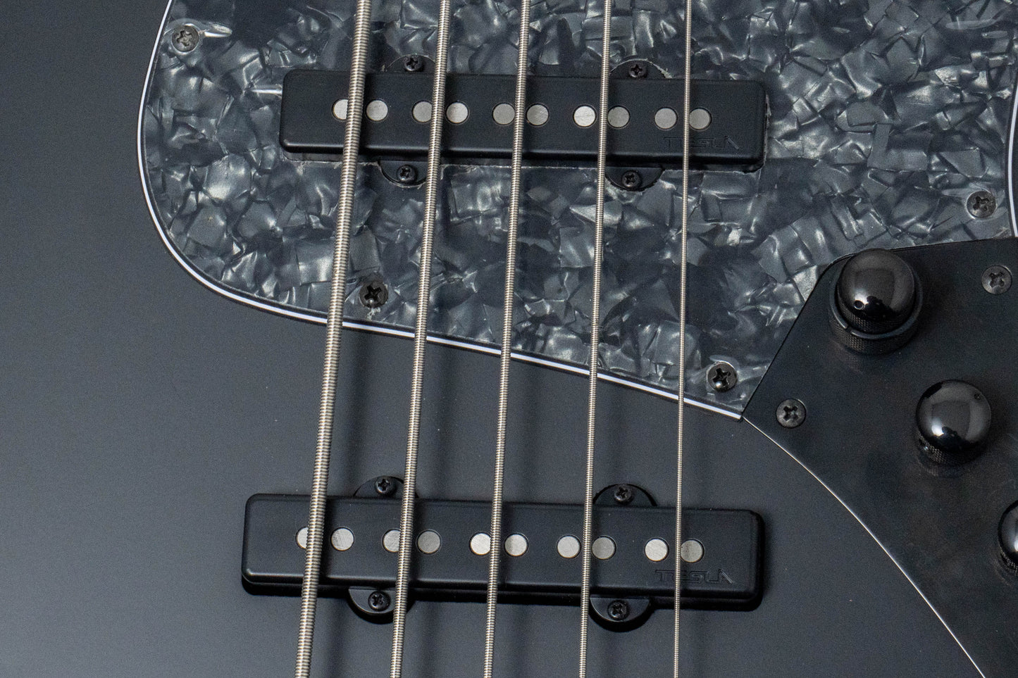 【new】Swing Guitars / Jazz Deluxe 5 Matte Black 4.60kg #26010053【GIB Hyogo】