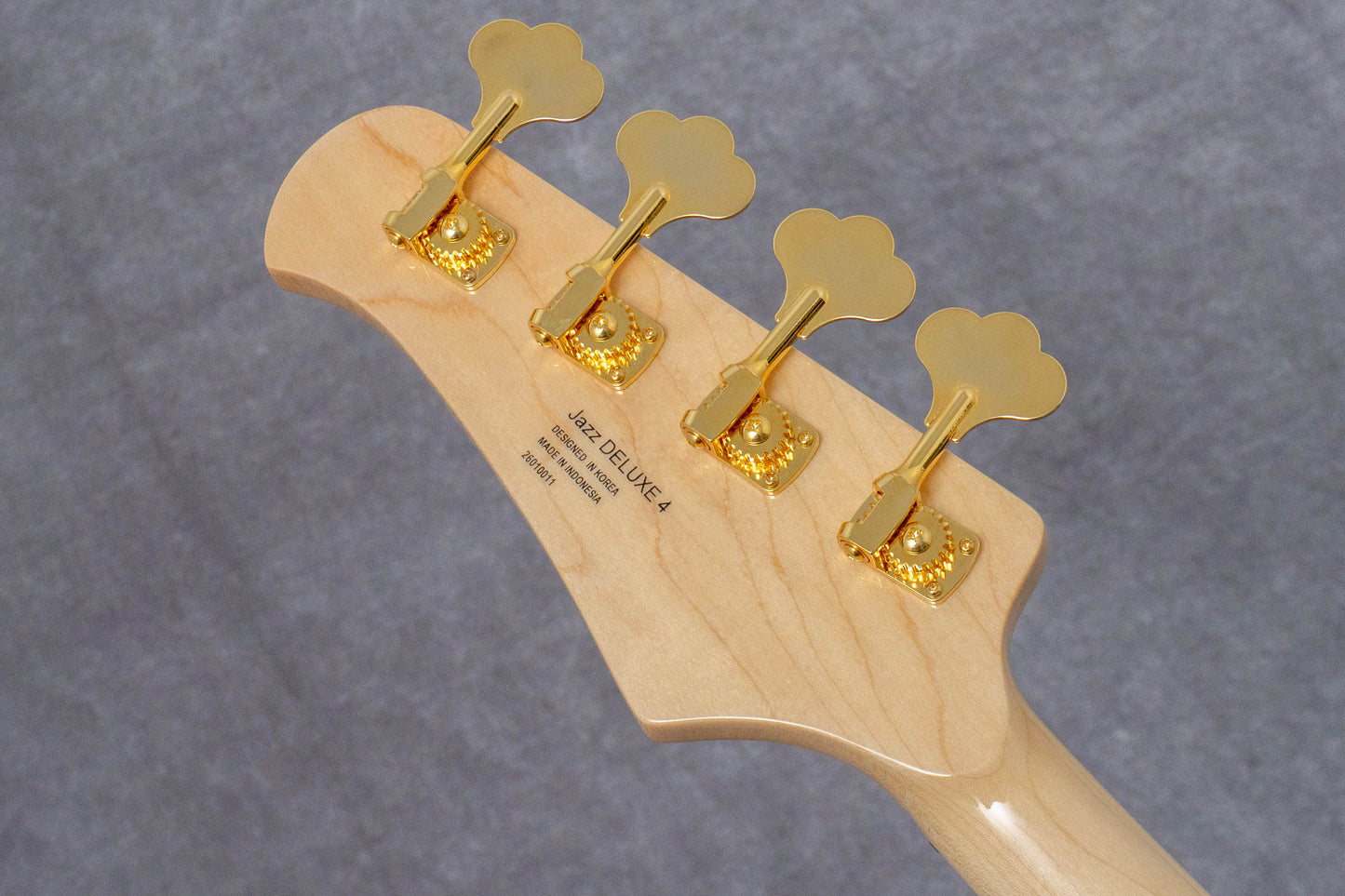 【new】Swing Guitars / Jazz Deluxe 4 White 4.24kg #26010011【GIB Hyogo】