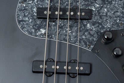 【new】Swing Guitars / Jazz Deluxe 4 Matte Black 4.13kg #26010005【GIB Hyogo】【Plek-adjusted】