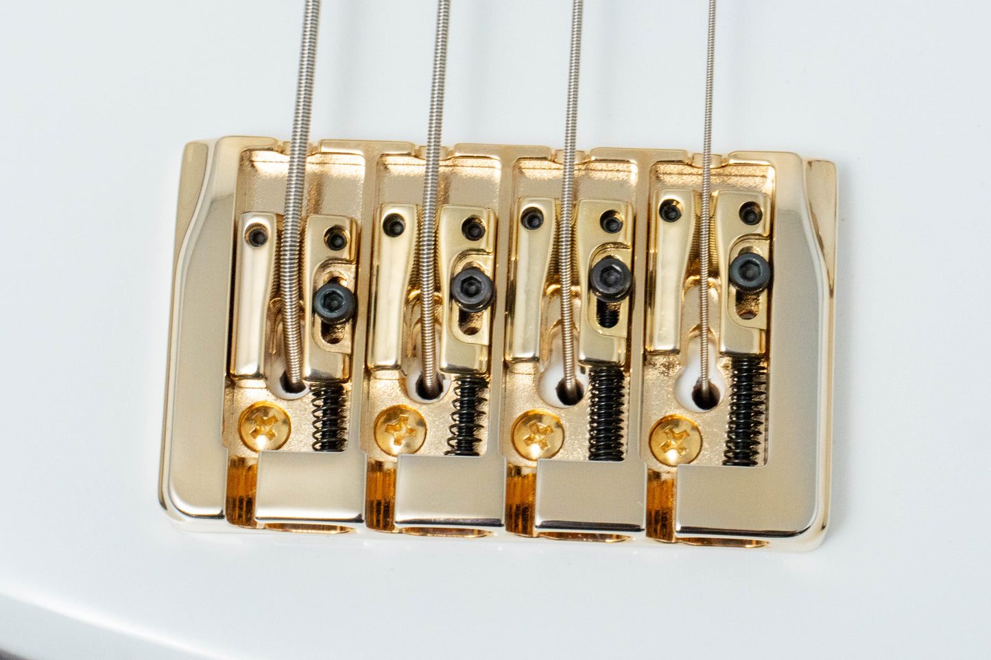 【new】Swing Guitars / Jazz Deluxe 4 White 4.3kg #26010009【GIB Hyogo】