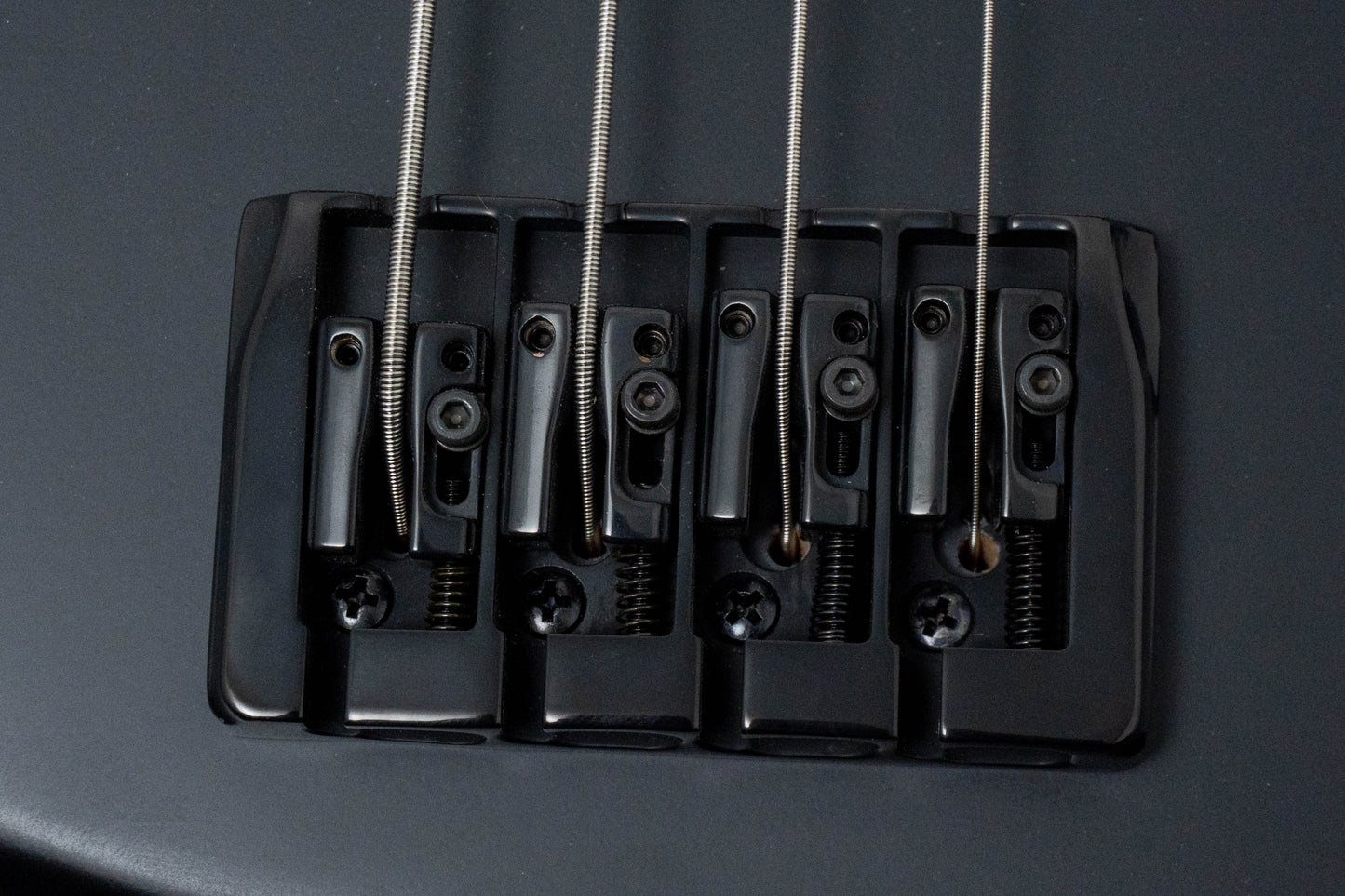 【new】Swing Guitars / Jazz Deluxe 4 Matte Black 4.26kg #26010006【GIB Hyogo】