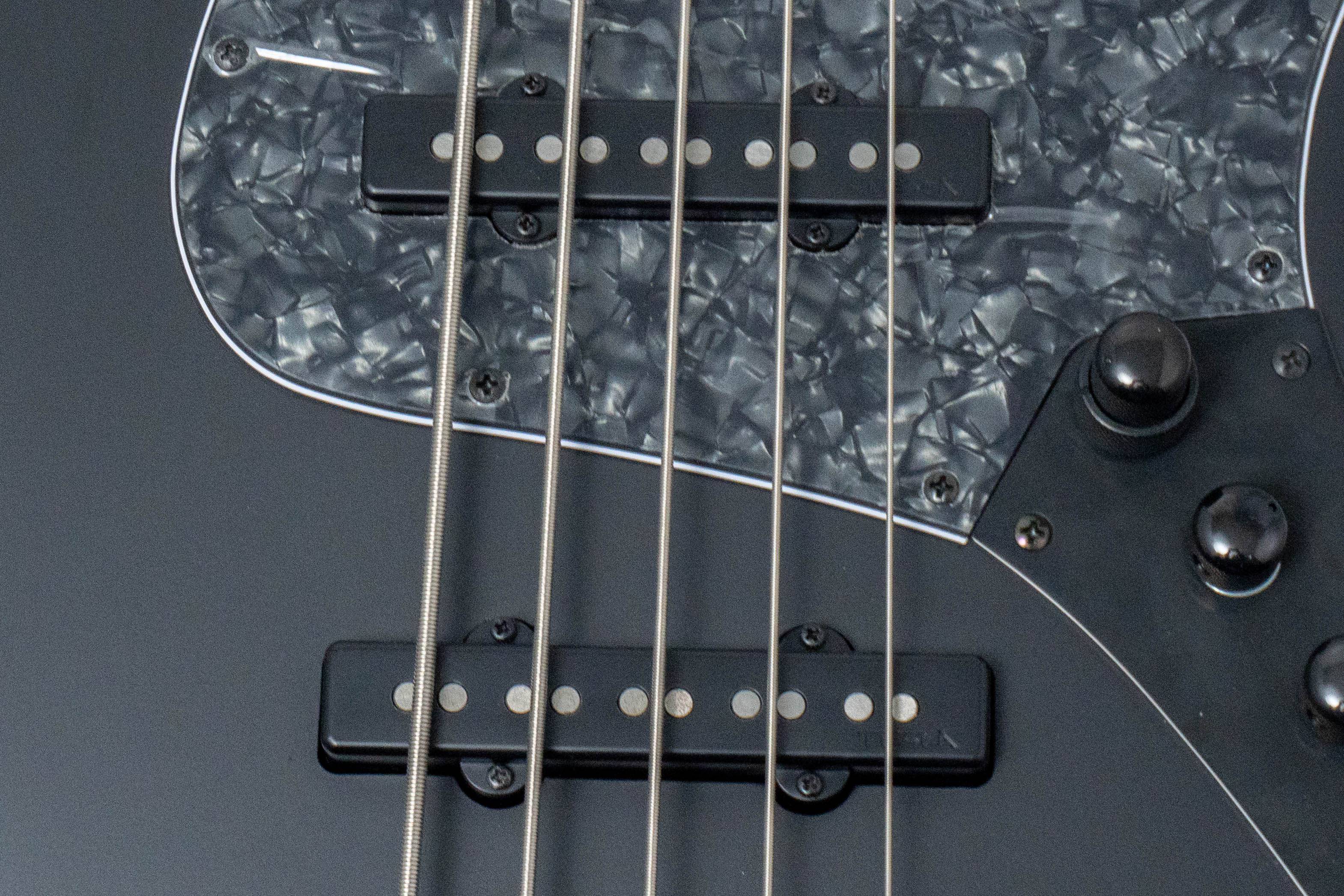 new】Swing Guitars / Jazz Deluxe 5 Matte Black 4.52kg #26010013