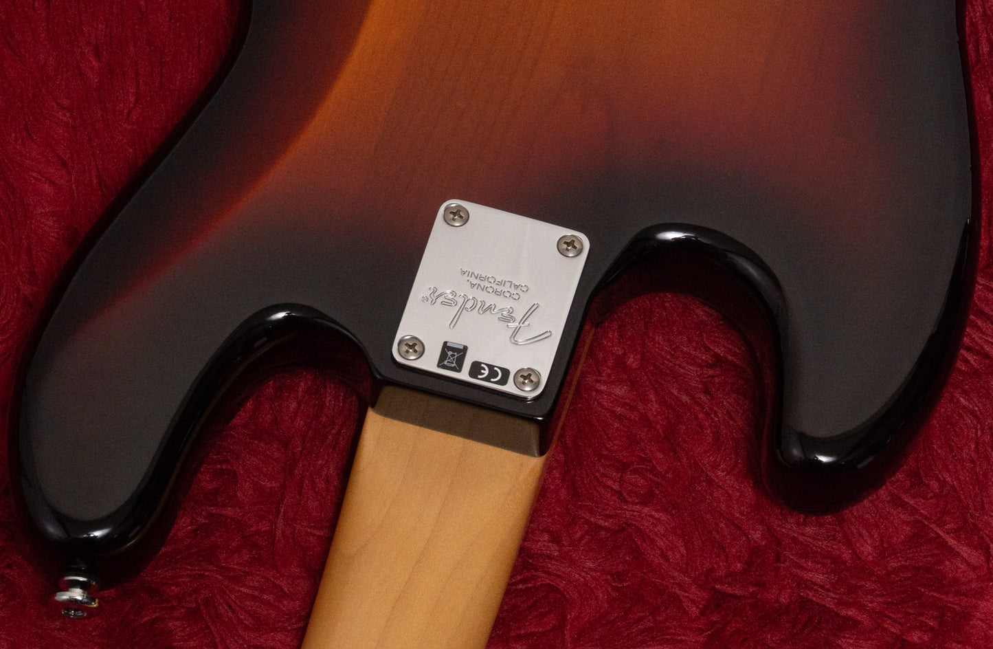 【used】Fender / American Professional Jazz Bass 3TS 2016 4.120kg #US16056816【GIB Yokohama】