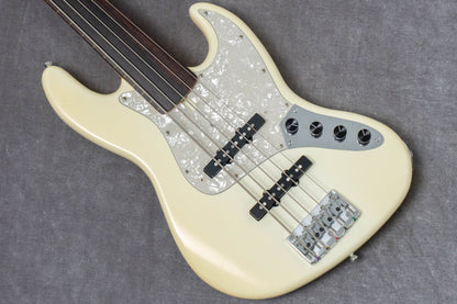 【used】Bottom Wave / MB-5 FRETLESS Majora WHITE prototype 4.26kg【Consignment】【GIB Hyogo】