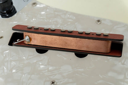 【used】Bottom Wave / MB-5 FRETLESS Majora WHITE prototype 4.26kg【Consignment】【GIB Hyogo】