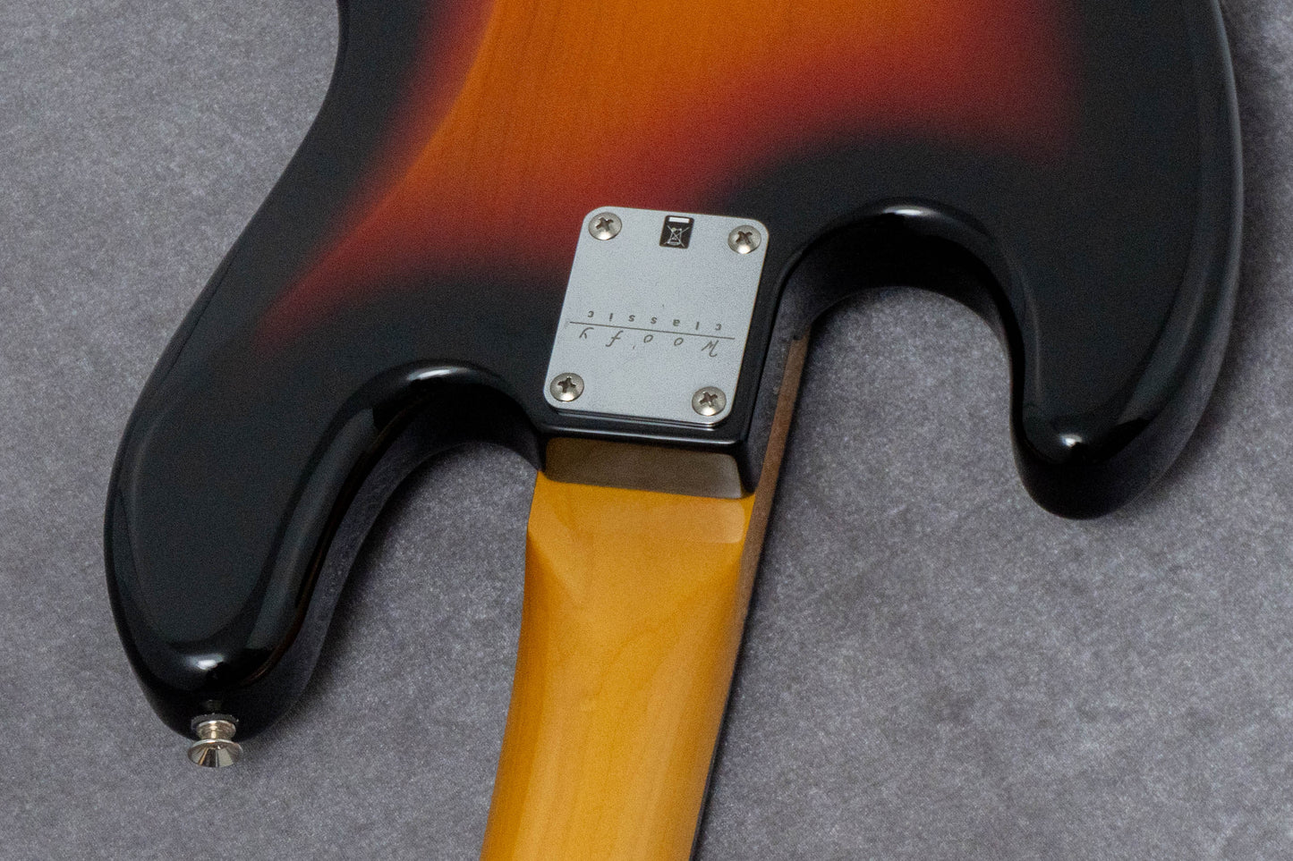 【outlet】woofy basses / Classic Series JB 4 3TS 4.21kg #2406J150【GIB Hyogo】【Plek-adjusted】
