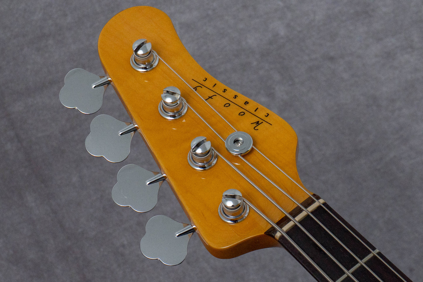 【new】woofy basses / Classic Series PB 4 BM 4.24kg #2406P105【GIB Hyogo】【Plek-adjusted】