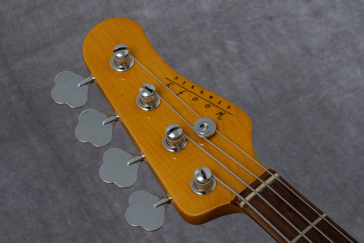 【new】woofy basses / Classic Series PB 4 CAR 4.05kg #2406P157【GIB Hyogo】【Plek-adjusted】