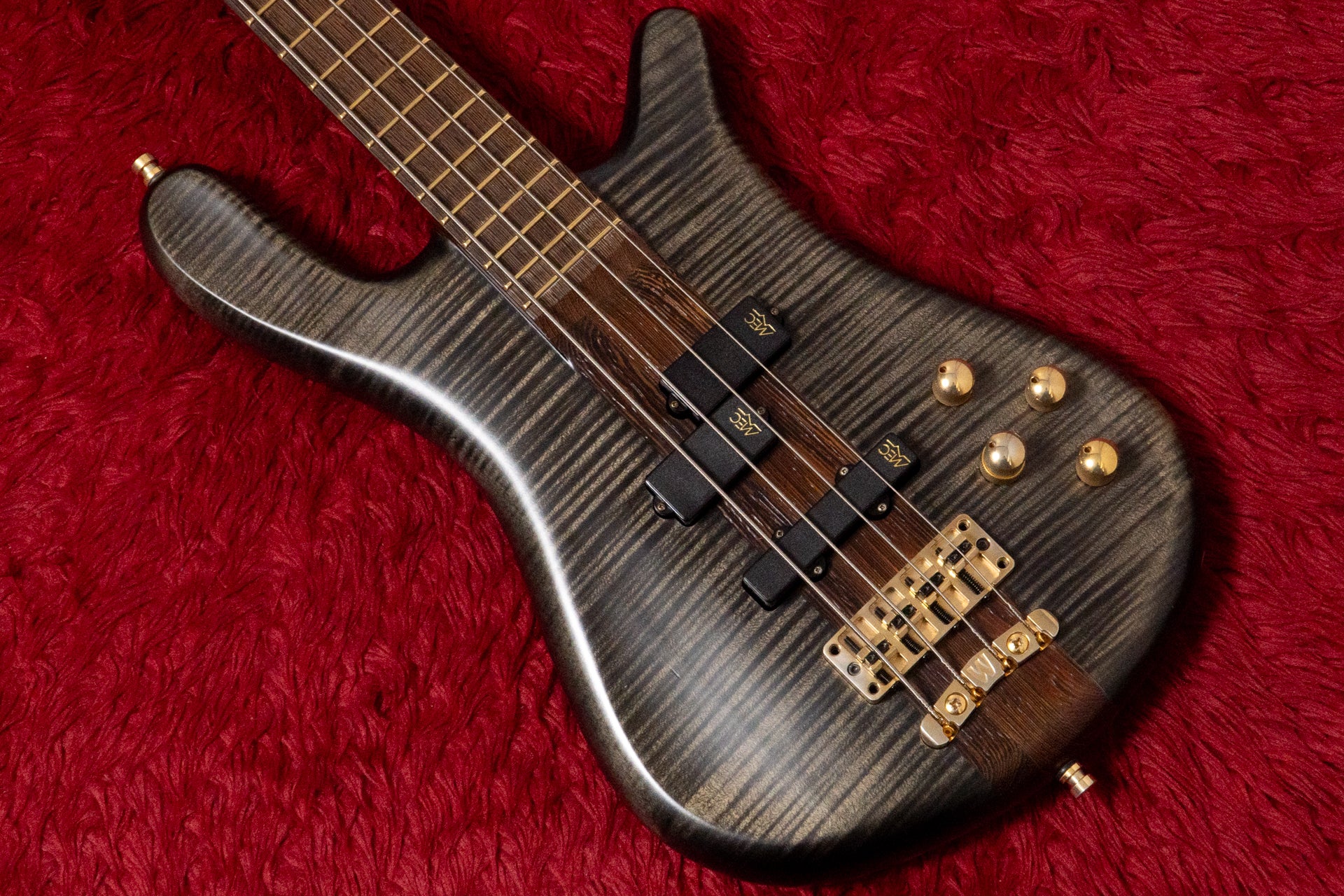 Geek IN Box ウーフィ ベース エレキベース 電装強化済 ケース付き Bass Shop Geek IN Box
