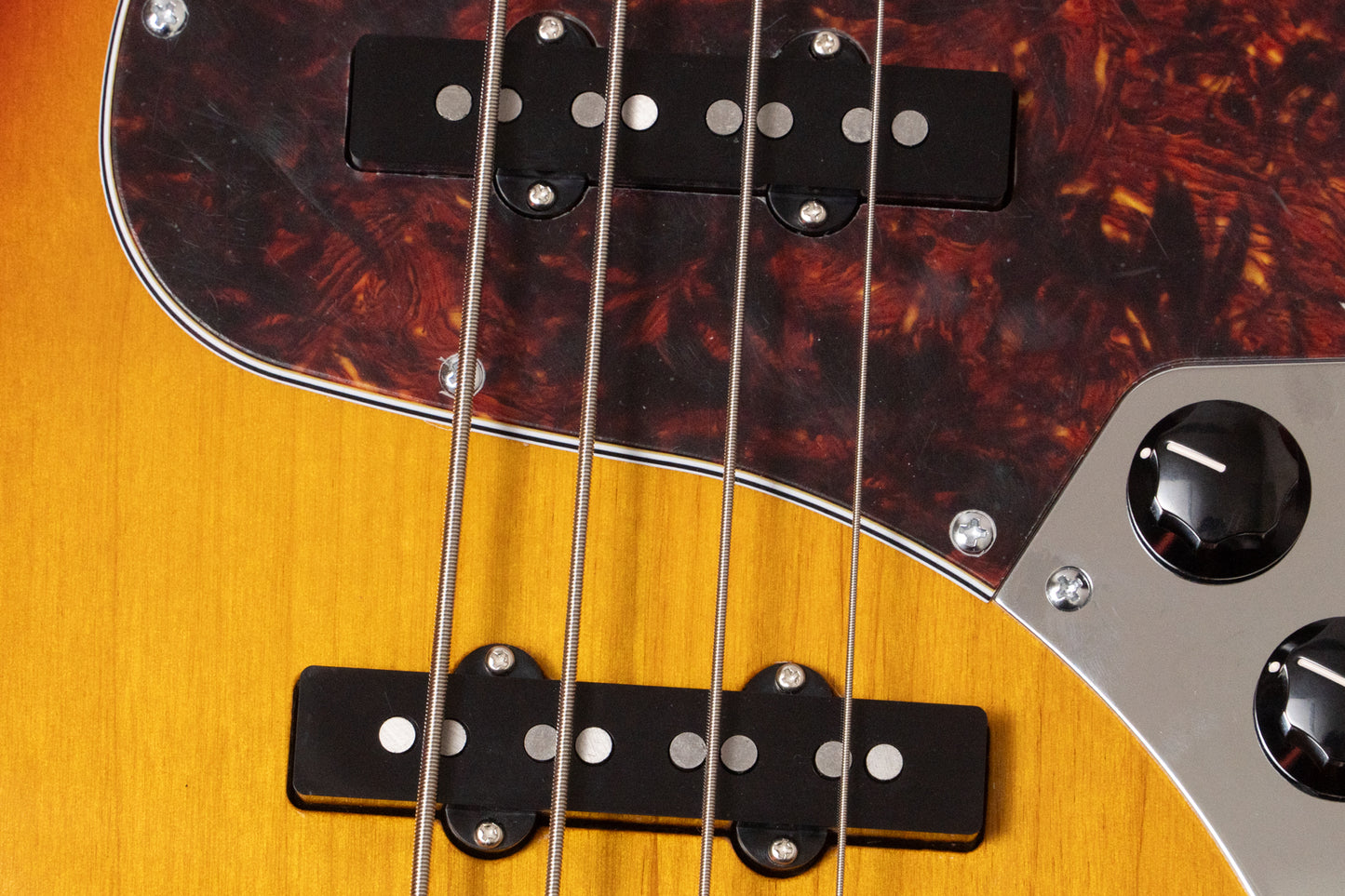 【new】EVERTONE GUITARS / Walkurey‑JB 3TS 4.180kg【GIB Yokohama】
