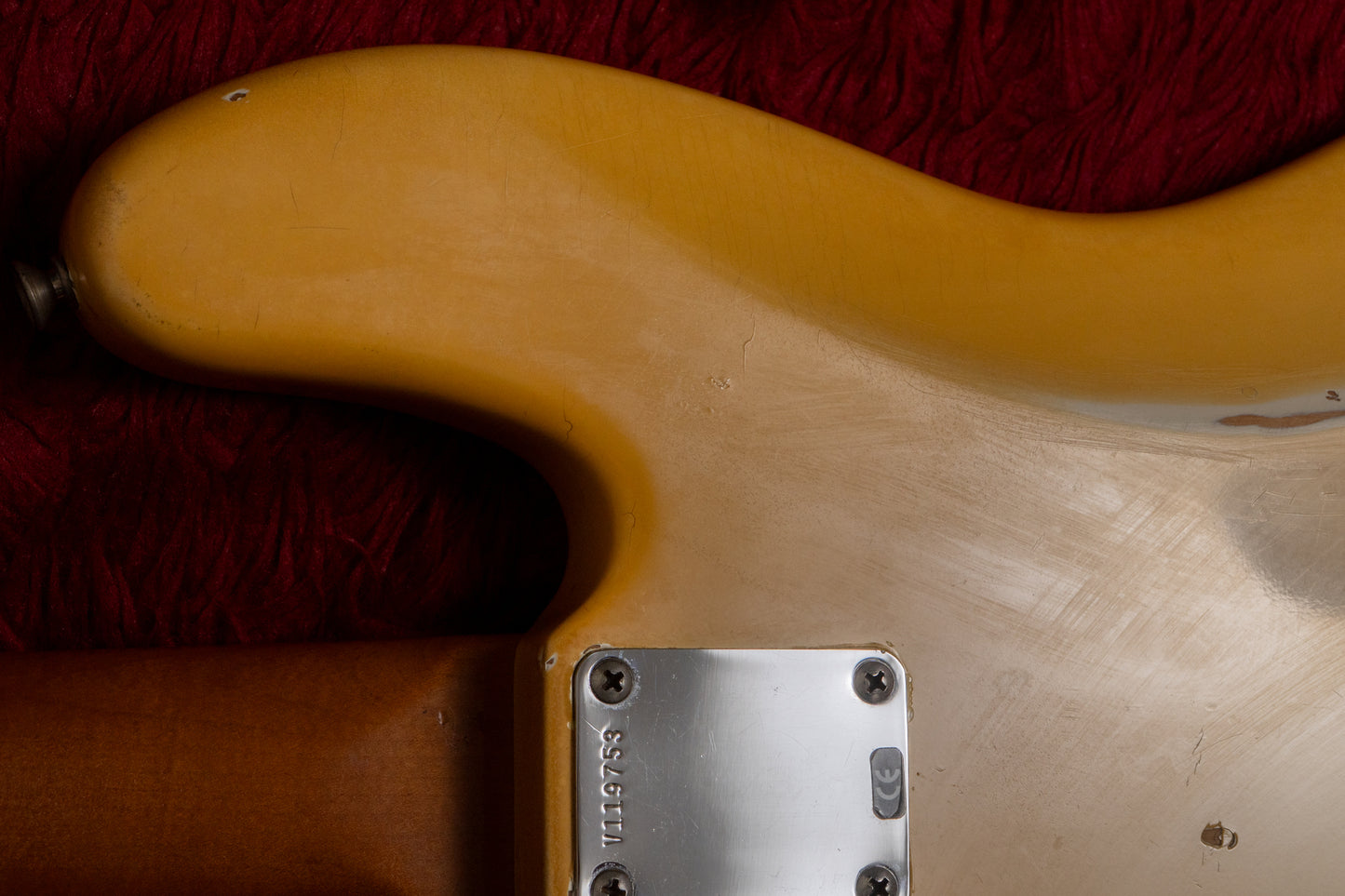 【used】Fender / American Vintage 62 Jazz Bass WHT 1999 4.350kg #V119753【Consignment】【GIB Yokohama】