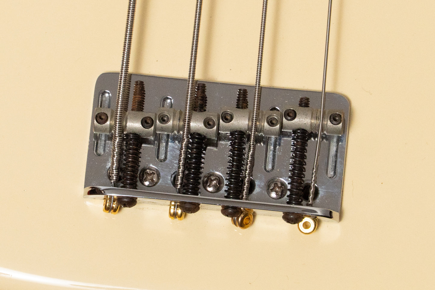 【used】Fender / FSR 70'S P BASS OWT 2006 4.320kg #Z6123276【GIB Yokohama】【PLEK調整済】
