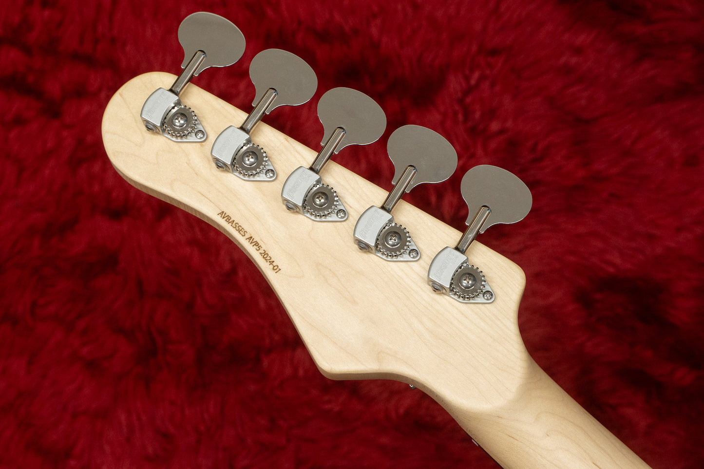 【new】AV BASSES / AVP5 Vintage White 4.310kg #AVP5-2024-01 【GIB Yokohama】