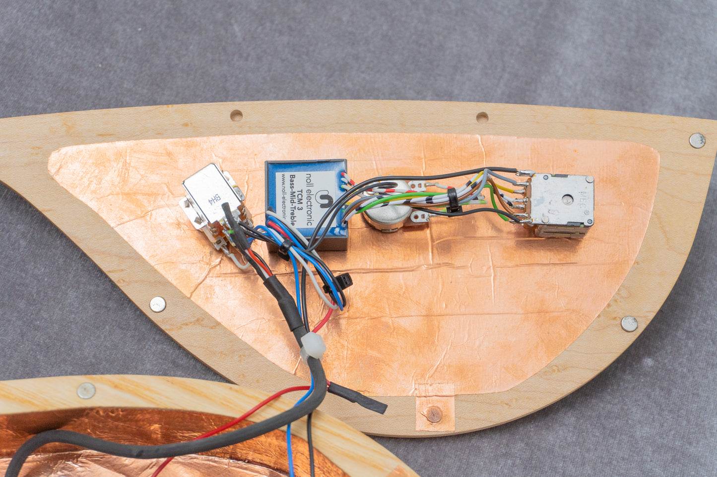 【outlet】Ulrich Bass Design / Nicolo Fretless 4 3.290kg【GIB Hyogo】