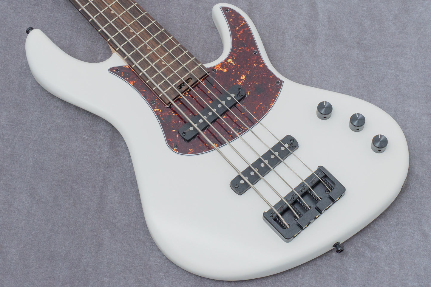 【new】Element / The Element Bass Custom 5st White Passive 3.860kg #238【GIB Hyogo】