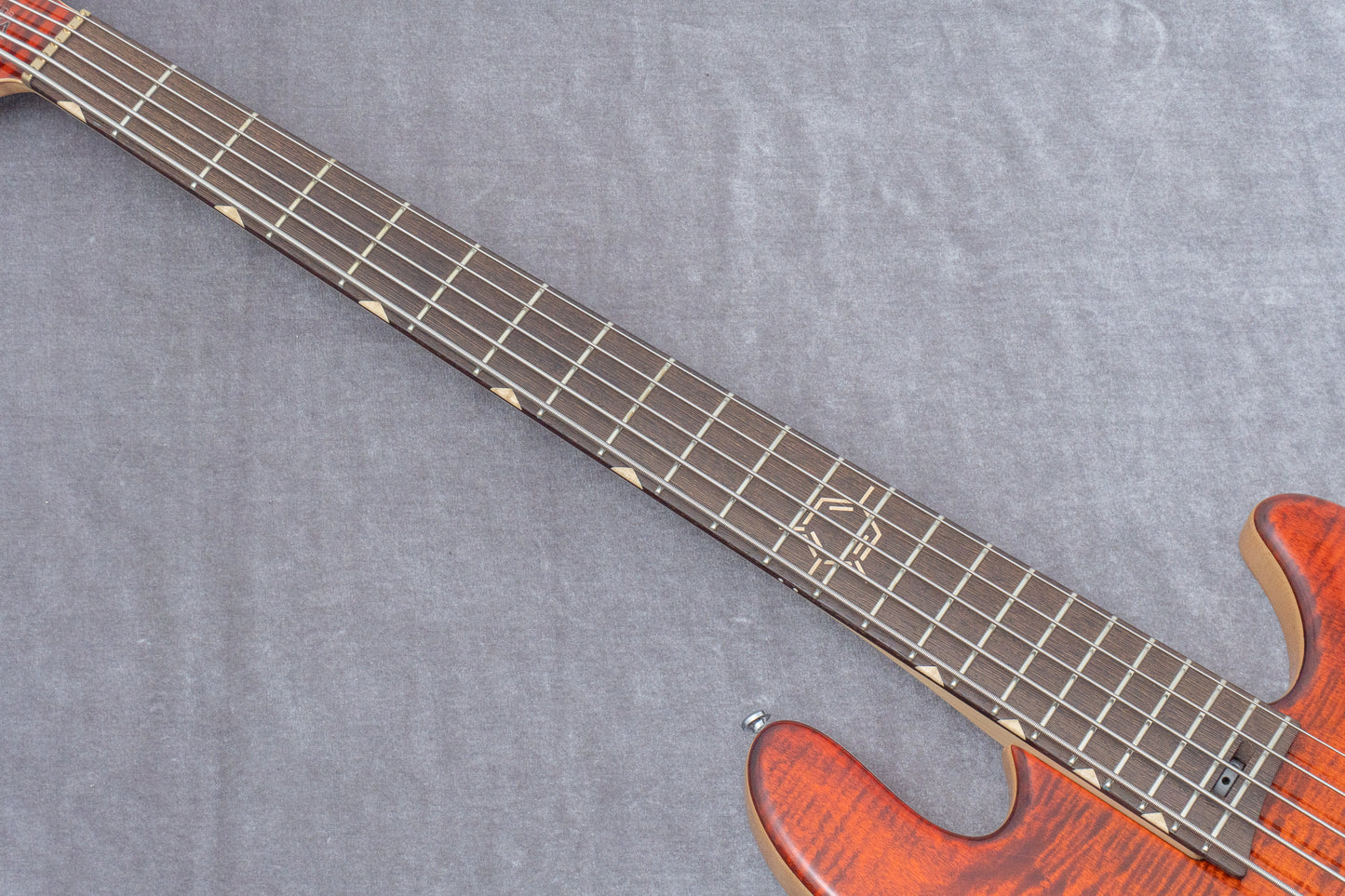【new】Valiant Guitars / TNT5 Red 3.980kg #T24044【GIB Hyogo】