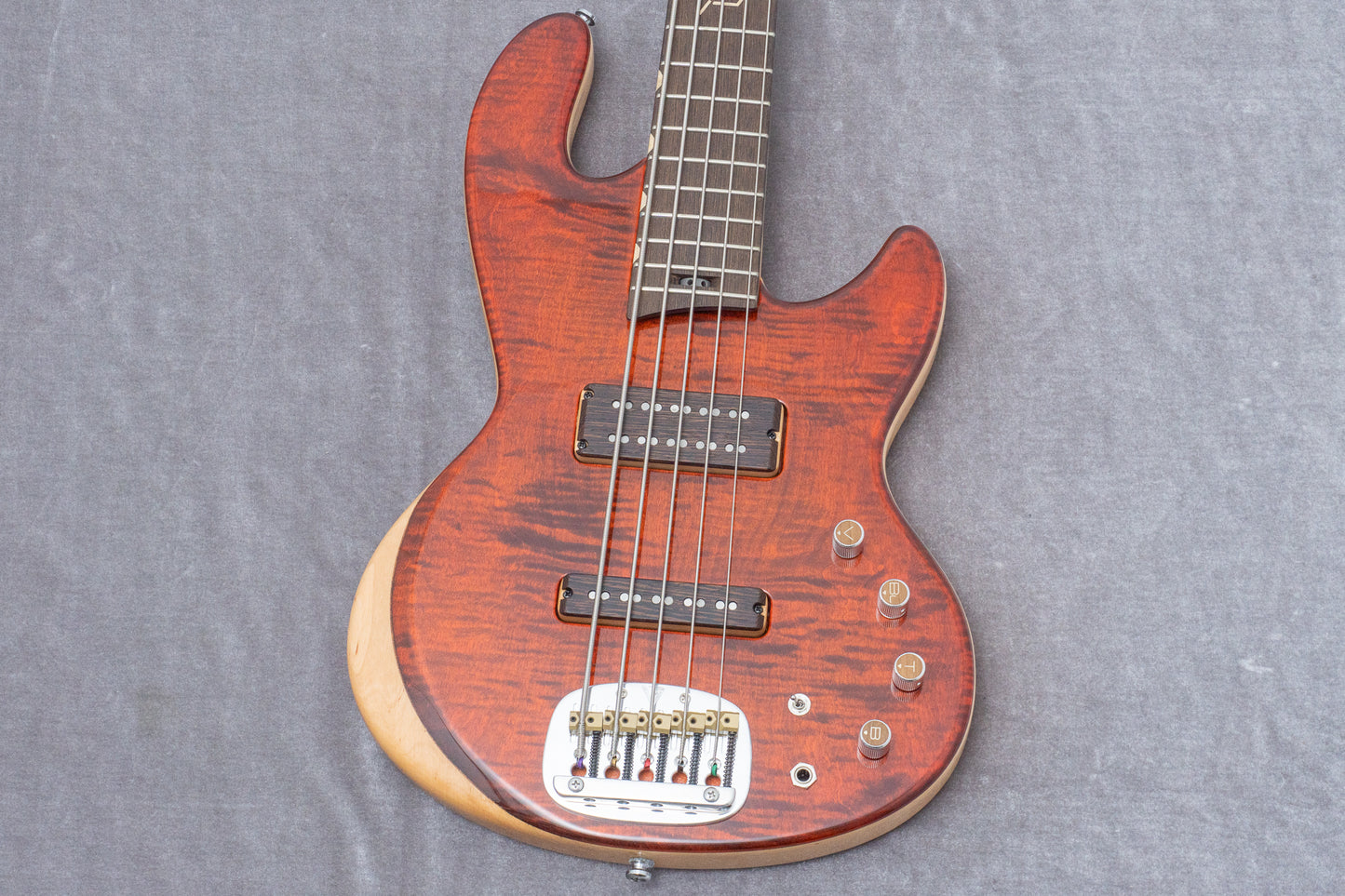 【new】Valiant Guitars / TNT5 Red 3.980kg #T24044【GIB Hyogo】