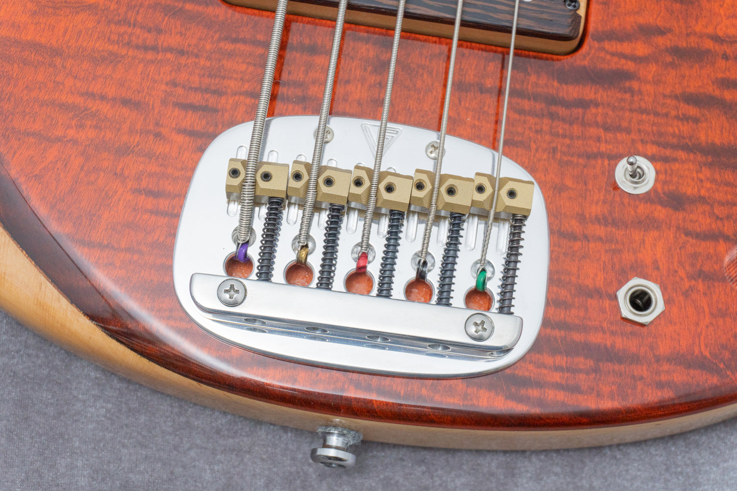 【new】Valiant Guitars / TNT5 Red 3.980kg #T24044【GIB Hyogo】