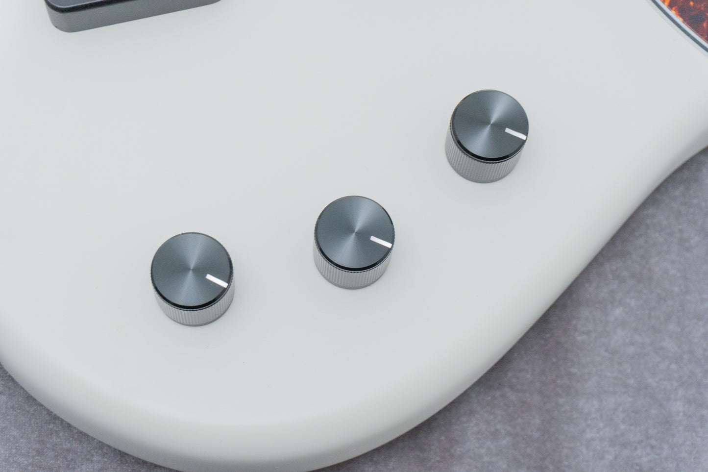 【new】Element / The Element Bass Custom 5st White Passive 3.860kg #238【GIB Hyogo】