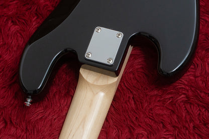 【new】woofy basses / ONE series Cavalier 5 M Black