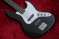 【new】woofy basses / ONE series Cavalier 4 Black