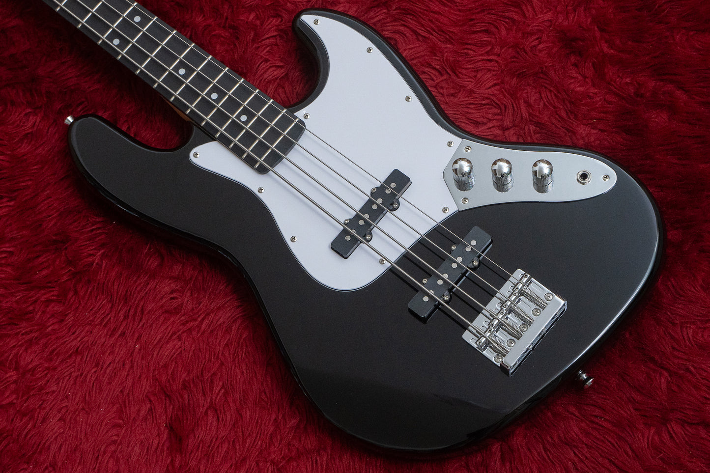 【new】woofy basses / ONE series Cavalier 4 Black