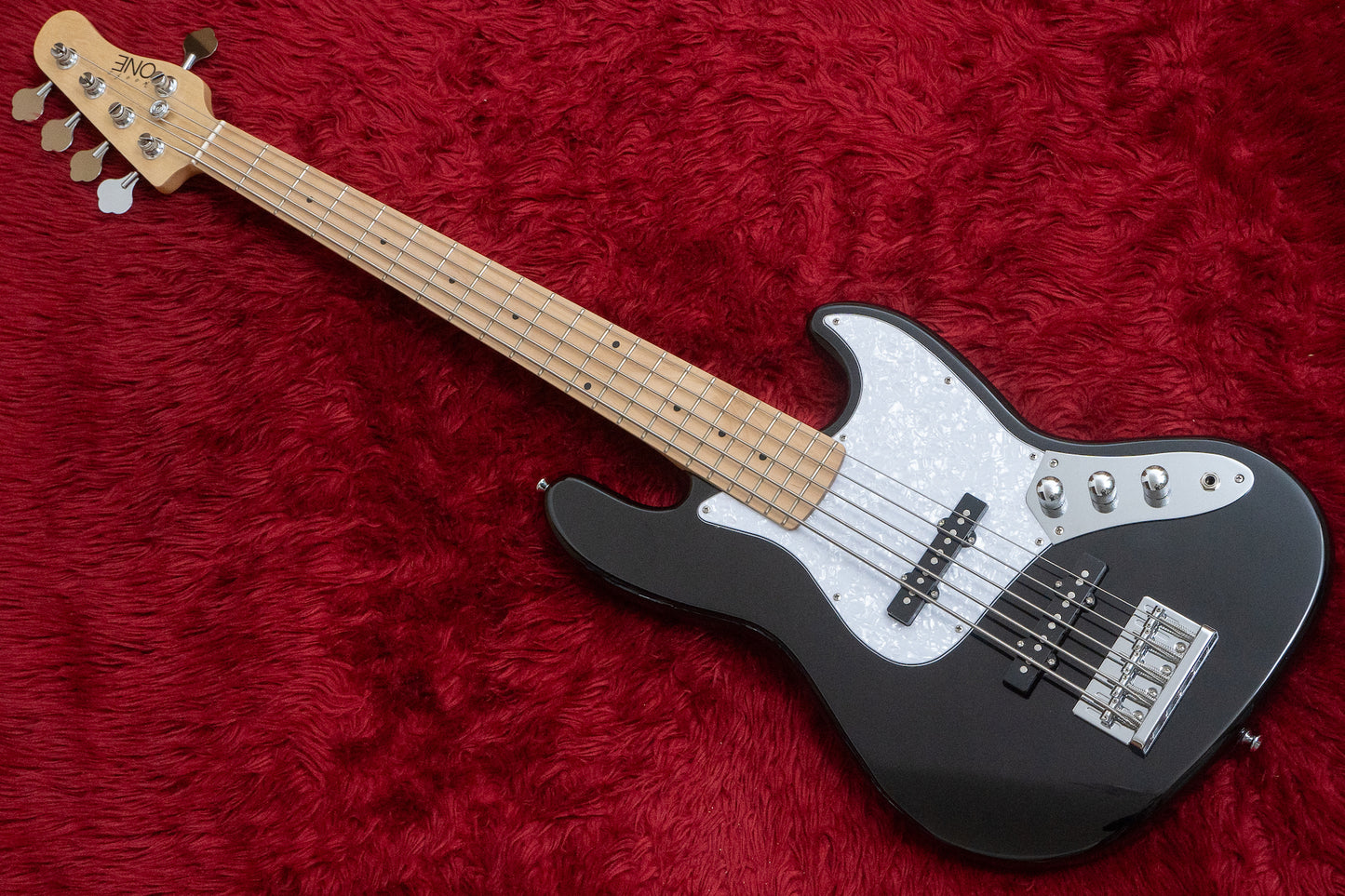 【new】woofy basses / ONE series Cavalier 5 M Black