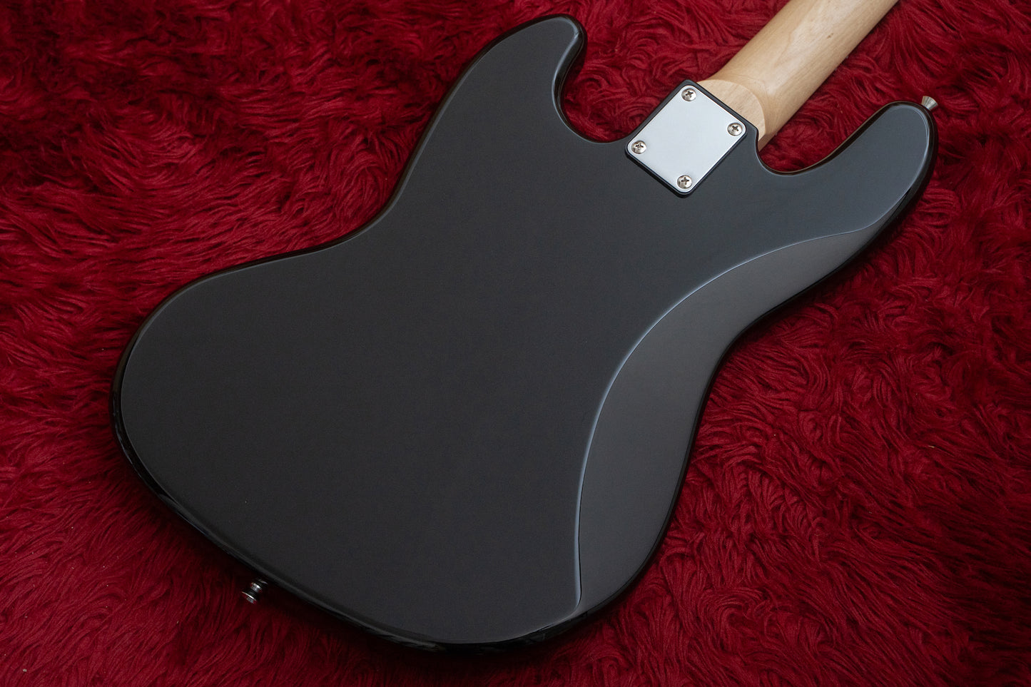 【new】woofy basses / ONE series Cavalier 4 Black