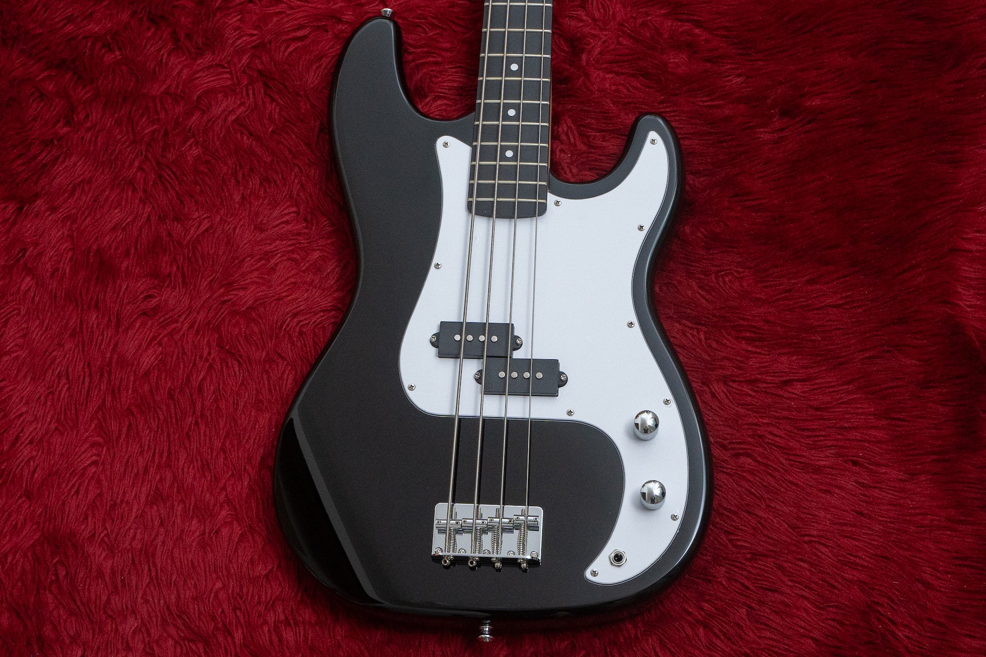 woofy basses Woo4 プレベ new】woofy basses / ONE series Woo 4 Black – Bass Shop Geek IN Box