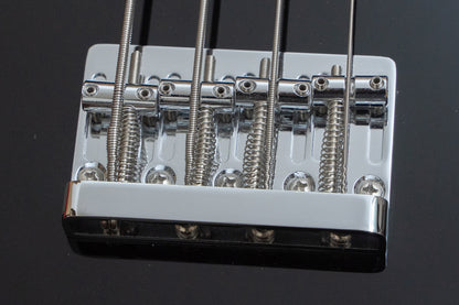 【new】woofy basses / ONE series Cavalier 4 Black