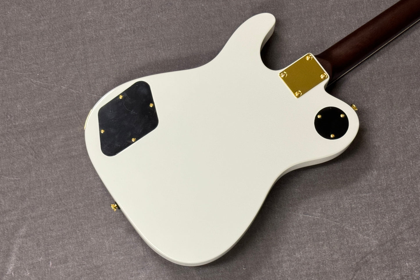 【신제품】Bacchus / BARON-CTM WH 【GIB Hyogo】