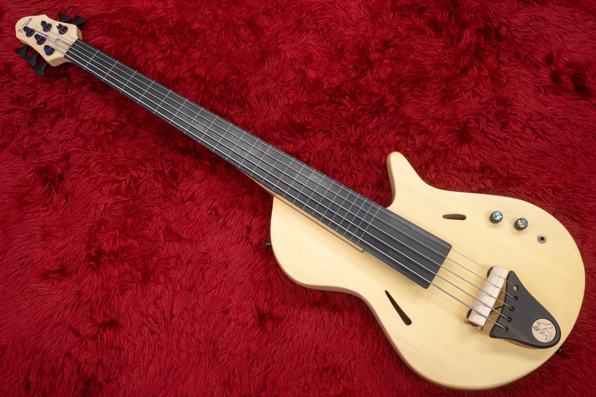 new】Benevolent Basses / Benevolo Cinque 5st with Hi-C string