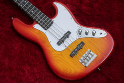 【new】woofy basses / ONE series Cavalier 4 Cherry Sunburst