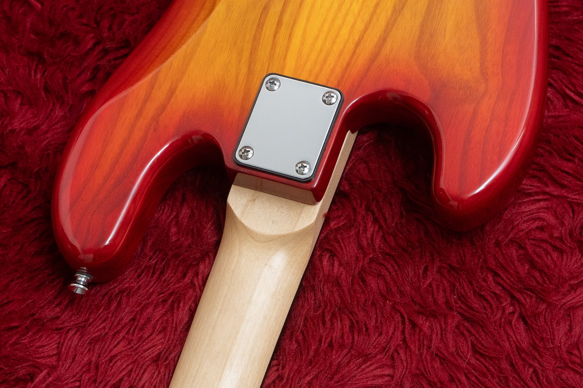 new】woofy basses / ONE series Cavalier 4 Cherry Sunburst – Bass